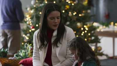 You know what? Come on. - The Picture of Christmas