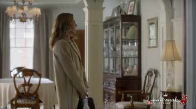 You know what I mean. - Reunited at Christmas