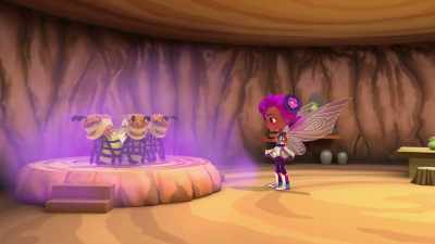 You know what?
I'm going to get help. Wait right here. - Rainbow Rangers