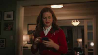 - You know what?
- Let's, um... how about - Zoey's Extraordinary Christmas