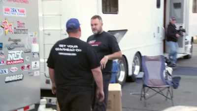 You know what, we may need
to throw the liners on it. - Street Outlaws No Prep Kings Team Attack