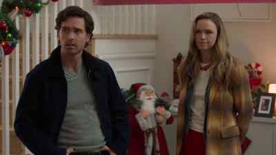 You know what, Sue?
Juan proposed to Lily. - Confessions of a Christmas Letter