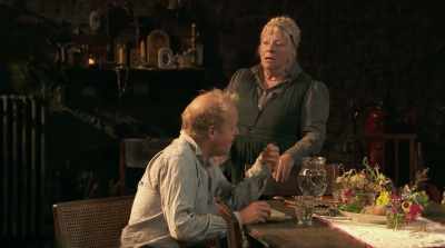 You know what time
the professor eats his lunch? - Uncle Vanya