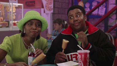 You know what'd go great on these corn dogs - Good Burger