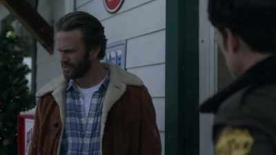 You know, why would someone
break in and not steal anything? - Christmas on Cherry Lane