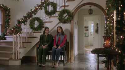 You know, women and men
they worry about - An Ice Wine Christmas