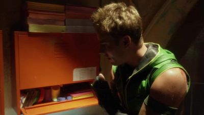 You know, when you need first aid... - Smallville