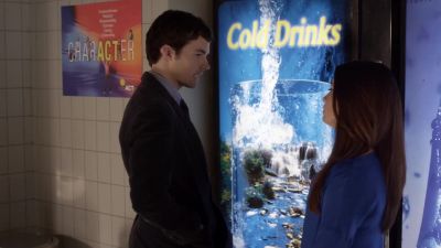 YOU KNOW, YOU'D THINK
I WOULD HAVE REMEMBERED. - Pretty Little Liars