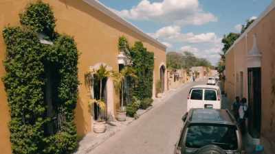 You know you've arrived
when you're surrounded - Eva Longoria: Searching for Mexico