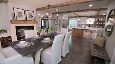 You know, you've got
the double-sided fireplace, - Fixer Upper: Behind the Design