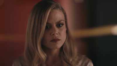 You and kyle were sneaking
around operating behind my back. - My Sister's Serial Killer Boyfriend