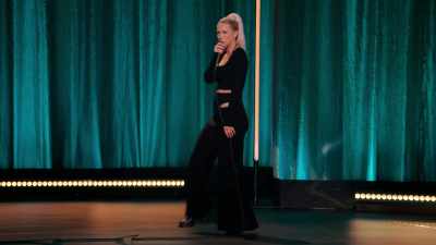 You leave your house like,
"I feel so lean, so good." - Iliza Shlesinger: Hot Forever