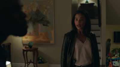 You left her
with two little kids, - FBI: Most Wanted