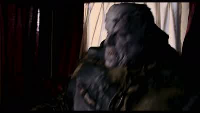 - Let me go. - Van Helsing