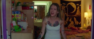 You let her just run away - The Florida Project