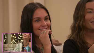 - You like to be ignored?
- [all laughing] - Twin Love