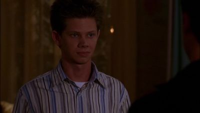 -You like her, huh?
-Yeah. - One Tree Hill