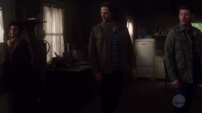 You live here? - Supernatural