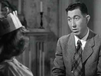 You look a lot nicer than her. - Her Highness and the Bellboy