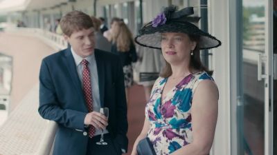 You look amazing, Mum. - Glue