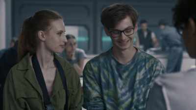 - You look different.
- You noticed. - The Ark