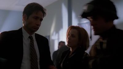 - You look exhausted.
- No, I'm fine. - The X-Files