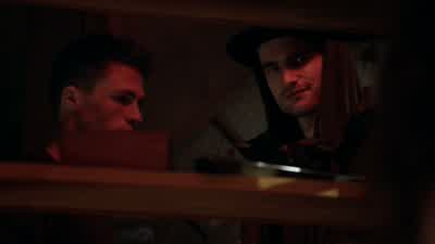 You look familiar. - Arrow