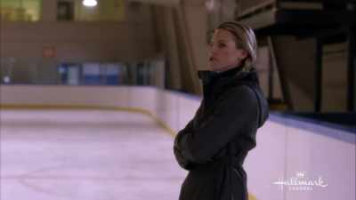 - You look good, Hildy.
- Ah, please. - Love on Ice