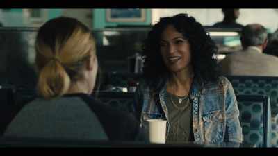 -You look good.
-(TAMMY CHUCKLES) - Mare of Easttown