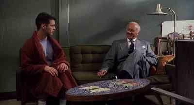 - You look good.
- Thanks. So do you. - Coldblooded
