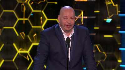 You look like
Sir Patrick Stewart - Comedy Central Roast of Bruce Willis