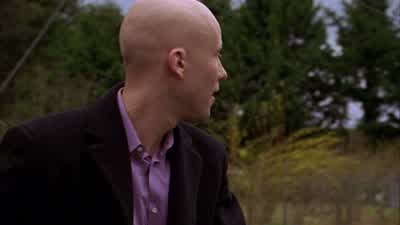- You look like you could use help. - Smallville