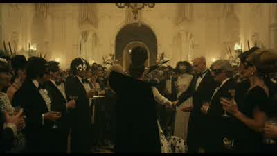 You look ravishing, Baroness. - Cruella