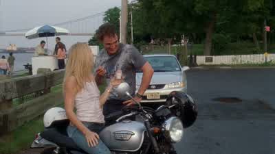 You look so cute. - How to Lose a Guy in 10 Days