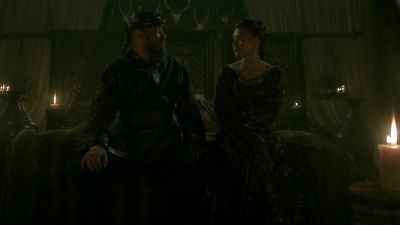 -You look very beautiful.
-Mmm. - Vikings