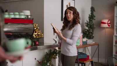 You look very, very happy. - Christmas, Love and Fudge