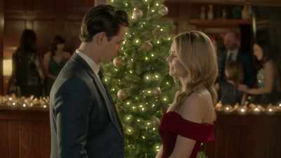 You look-- wow. - Meeting Mr. Christmas