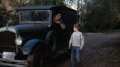 -You lost?
-None of your business. - The Waltons