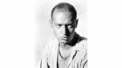 You loved as passionately
as a bullfighter fights. - The Eyes of Orson Welles