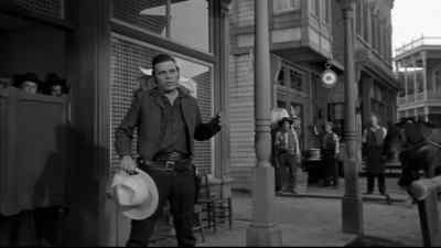 You made a mistake pulling that gun
on a man like me. - The Tin Star