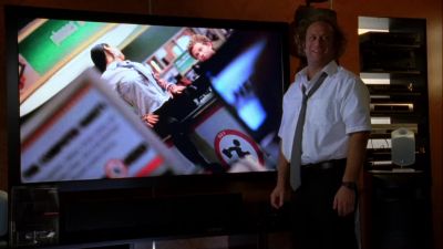 You made an Anna music video? - Chuck
