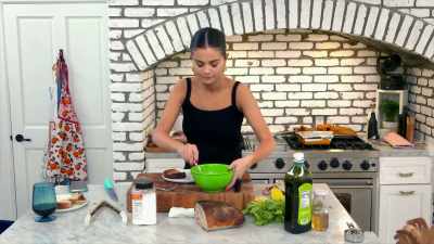 You made the bread crispy, - Selena + Chef