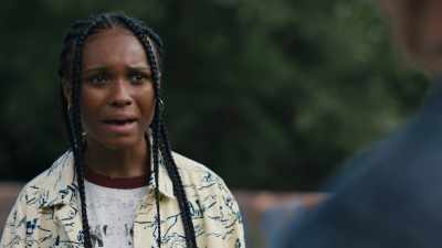 You make a big splash, break your foot? - Naomi