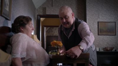 You make a very handsome butler. - Call the Midwife