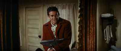 - You make yourself at home, young man.
- Thank you. - The Comancheros