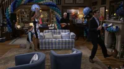 ♪ You make everything groovy ♪ - Fuller House