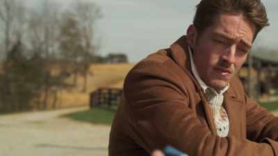You may need to spend
a bit more time in. - Christmas at the Amish Bakery