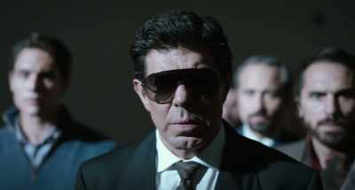 - You and me chocked buscetta's sons.
- Shut up! - The Traitor