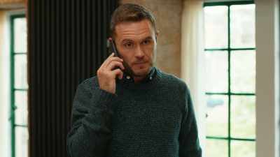 You, me and Rory need
to talk as soon - A Scottish Love Scheme