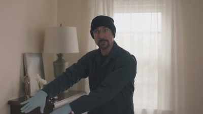 You and me,
we know about gun safety. - The Clovehitch Killer